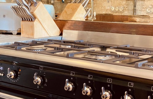 Sauveterre-la-Lemance Cottage | Pavillon Lavande