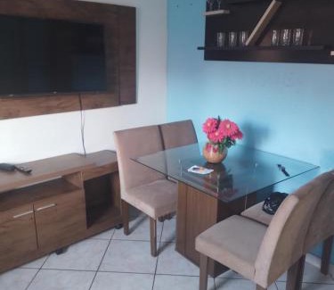 Salvador House | Paz De DEUS e Alegria