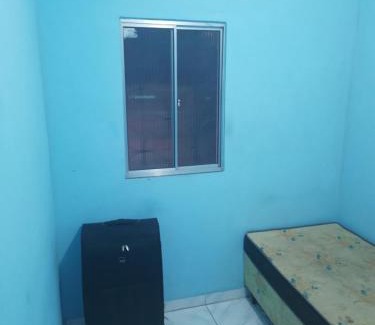 Salvador House | Paz De DEUS e Alegria