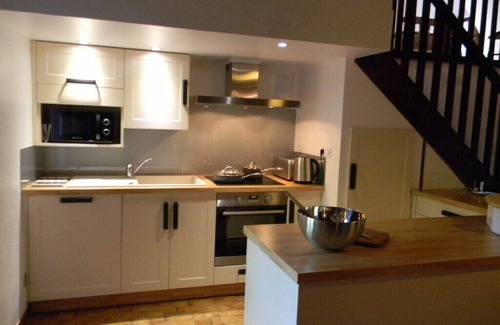 Bazouges-la-Perouse Cottage | Peace and Tranquility at L'Etang