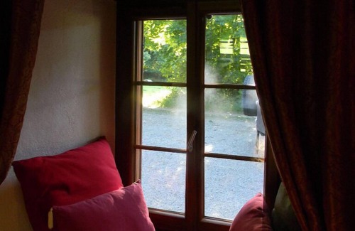 Bazouges-la-Perouse Cottage | Peace and Tranquility at L'Etang