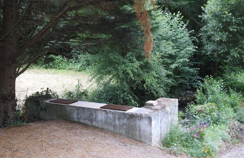 Bazouges-la-Perouse Cottage | Peace and Tranquility at L'Etang