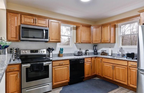 Long Pond House | Peaceful 4 Bedroom Home-Close to Skiing Water Pk