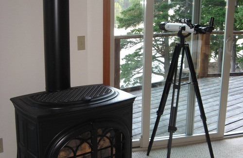 Roche Harbor House | Peaceful Bayside Home the Woods - Sleeps 6 people, 8 max.