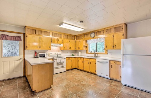 Belleville House | Peaceful Belleville Retreat w/Farm Views!