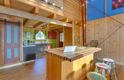 Ridgeway House | Peaceful Berkeley Springs Home: Escape to Nature!