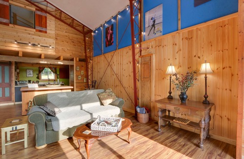 Ridgeway House | Peaceful Berkeley Springs Home: Escape to Nature!