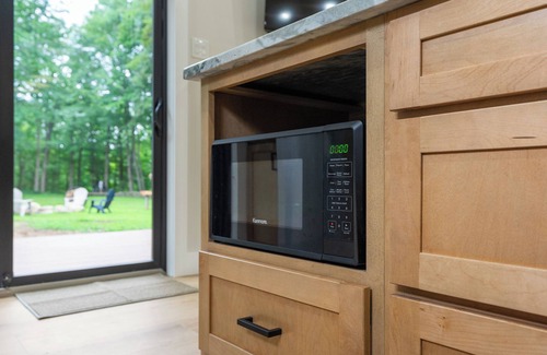 Porter Corners House | Peaceful cottage retreat near Saratoga Springs, Adirondacks & local lakes