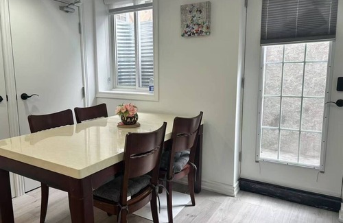Ajax House | Peaceful Escape to Town of Lakes