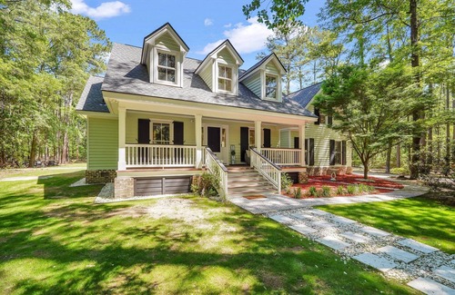 Okatie House | Peaceful gated private 4-Acre property with pool, game room, and fire pit!