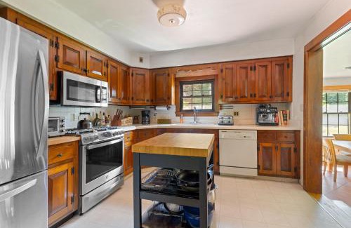 Grahamsville House | Peaceful Getaway by the River