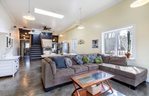 Whitehorse Other | Peaceful-Hide-Away on the River