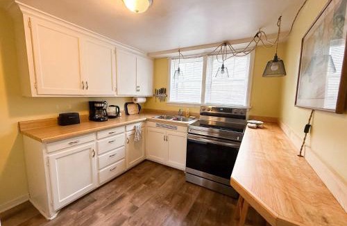 Fargo Apartment | Peaceful Hideaway in Central Fargo