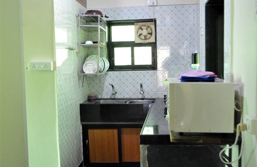 Shiroda Bed & Breakfast | Peaceful Home stay in private Bungalow near backwaters and Boat Ferri
