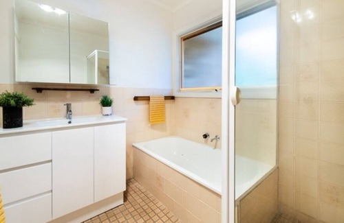 Reid House | Peaceful inner city haven