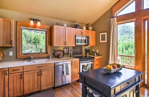 Carbondale House | Peaceful Marble, Colorado Home w/Deck & Mtn Views