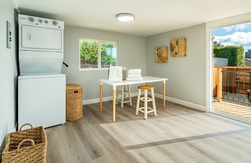 Santa Barbara House | Peaceful Paradise - Hidden Gem in the Santa Barbara Foothills
