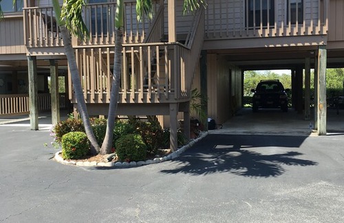 Bokeelia Apartment | Peaceful Pine Island Captains Harbor Condo Located in South West Florida