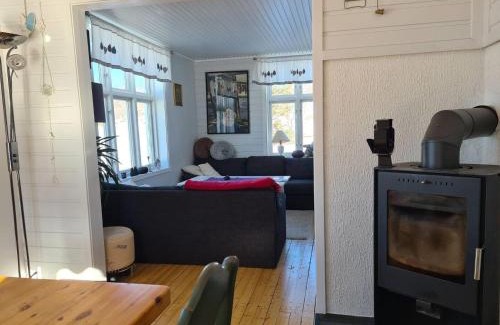 Vestvagøy House | Peaceful property with spectacular sea view