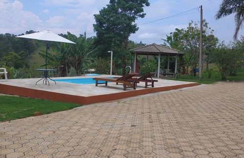 Pinhalzinho House | Peaceful retreat surrounded by nature. Comfortable house for families, pet friendly.