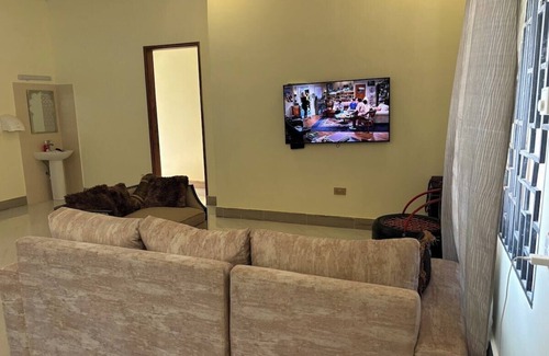 Rongo Apartment | Peaceful retreat with Comfort 2 Bedroom Apt in Rongo