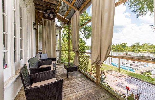 Madisonville Condo | Peaceful River Living