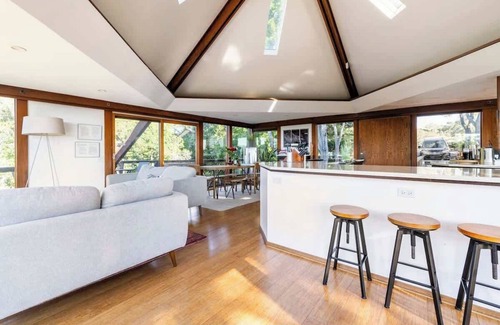 Aptos House | Peaceful Treehouse with Ocean View