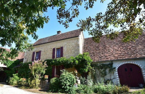 Saint-Jory-las-Bloux House | Peaceful Villa in Saint-Jory