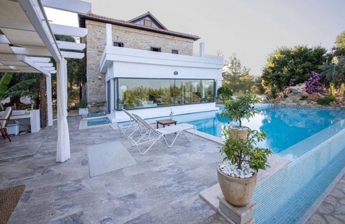 Bodrum Villa | Peaceful Villa with Pool and Garden in Bodrum