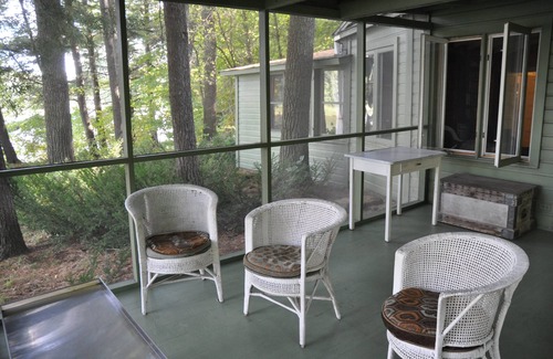 Scandia Cabin | Peaceful Vintage Retreat on Pristine St Croix River near Marine-on-St-Croix