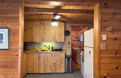 Whitewater Region Cottage | Peaceful Waterfront Cottage on Ottawa River – Nature Lover’s Retreat!
