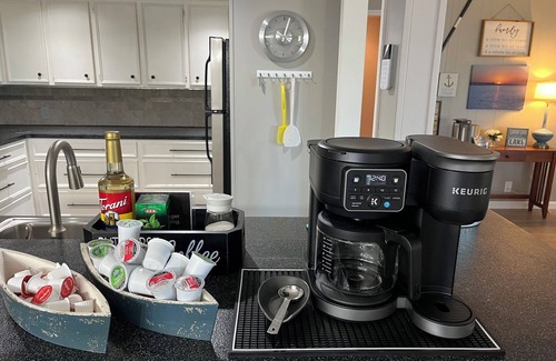 Trinity House | Peaceful Waterview Haven – Stunning Views, Sleeps 10