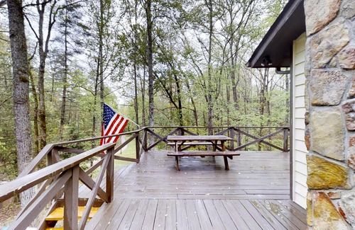 Murphy House | Peaceful Woodlands