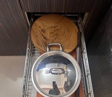 Mundhwa Apartment | Peach Private Studio Apartment with AC WiFi & Balcony