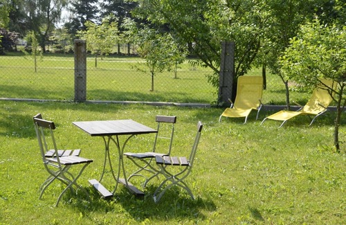 Zutzen Apartment | Pear - On the fruit tree