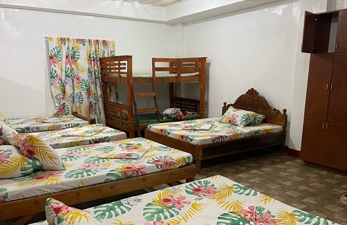 Patar House | Pearl Casa Beachfront in PATAR with Swimming Pool