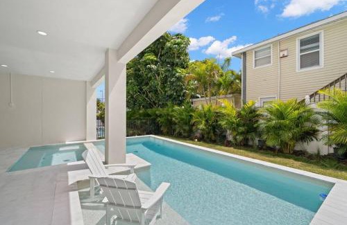 Clearwater Beach House | Pearl House at The Gemma by Brightwild