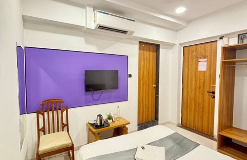 Surat Hotel | Pearl Retreat Hotel