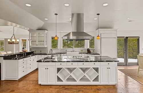 Del Monte Forest House | Pebble Beach's Los Altos