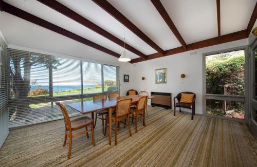 Flinders House | Pebble Views by Property Mums