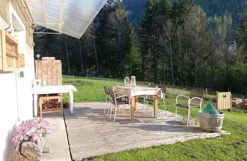 Calalzo di Cadore House | Pedibosco bed immersed in the forest of the Belluno Dolomites