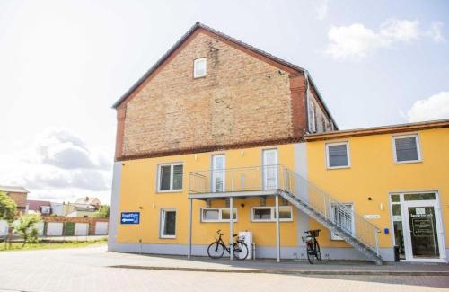 Neukalen Apartment | Peenecamp Neukalen, Campingplatz