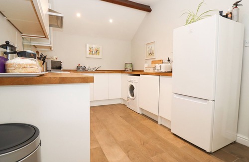 Moreton-in-Marsh Cottage | Peewit Barn