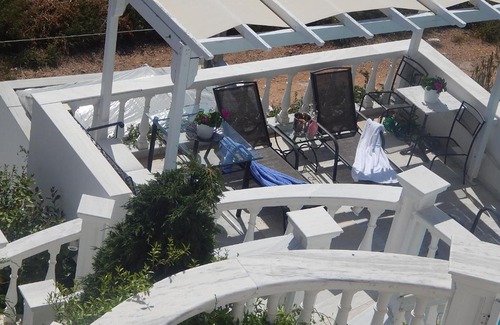 Dasamari Villa | Peggy's Villa-House with private pool 25' from Athens Intl Airport