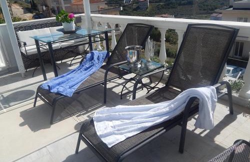 Dasamari Villa | Peggy's Villa-House with private pool 25' from Athens Intl Airport