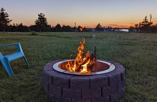 Corran Ban Cottage | PEI cottage, water views, fire pit, A/C, 25 mins from Charlottetown - Donaldston