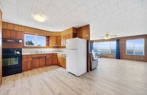 Netarts Apartment | Pelican Point~Netarts Bay ~1 Bedroom Apartment