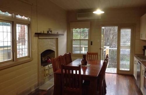 Beechworth House | Pemberton - Self contained house
