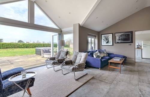 Abersoch Cottage | Pen y Bryn - a cottage that sleeps 10 guests in 5 bedrooms