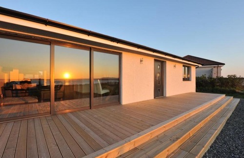 Isle of Lewis House | Peninsula Cottage